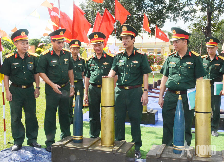 Bộ tư lệnh Quân đoàn 34 kiểm tra huấn luyện, chuẩn bị diễn tập tại Lữ đoàn 434